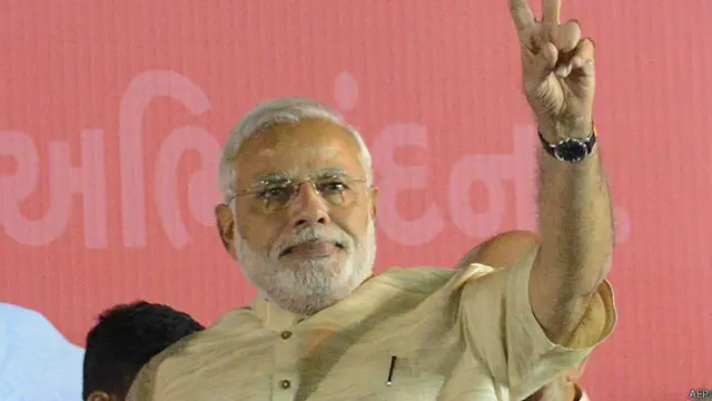 नरेंद्र मोदी