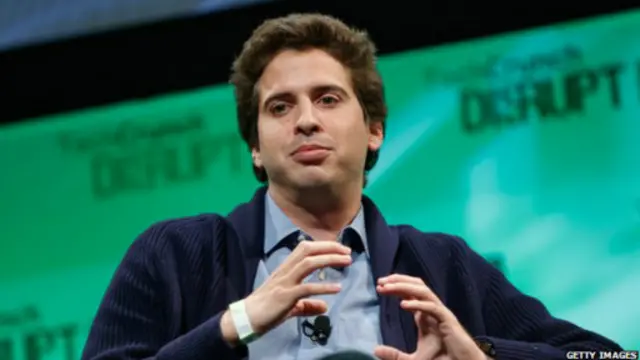  سوشل میڈیا پر ہر کوئی یہی دکھانے کی کوشش کر رہا ہوتا ہے کہ وہ کتنا اچھا لگ رہا ہے: مائیکل ہیورڈ