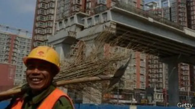 Desde que se lanzaron las reformas pro-capitalistas de Deng Xiao Ping, 500 millones de chinos emigraron del campo a la ciudad.