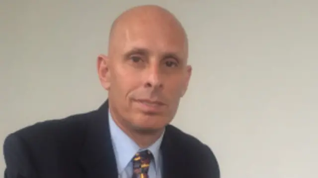 Le Britannique d'origine chypriote, Stephen Constantin, sélectionneur de l'équipe nationale de football du Rwanda