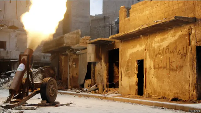 تدور معارك ضارية في حلب