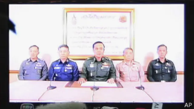 රූපවාහිනිය ඔස්සේ නිවේදනය නිකුත් කරමින්