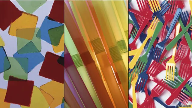 Diferentes objetos de plástico