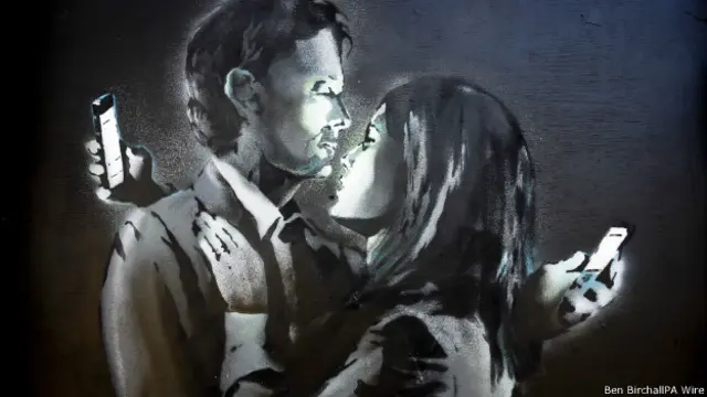 मोबाइल लवर्स, बैंक्सी