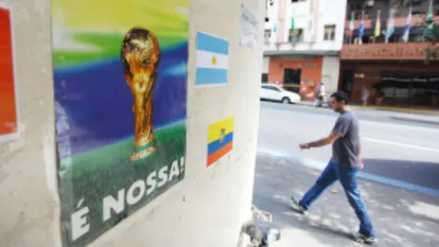 امنیتي ځواکونو د لوبو د مینه والو او دلته د راتلونکو ګرځندویانو د امنیت خوندي کولو لپاره ډېر کار کړی دی
تیاګو پایس 