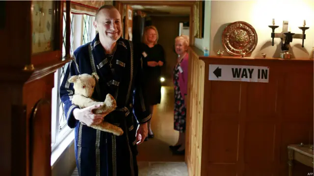 英国投票站面面观