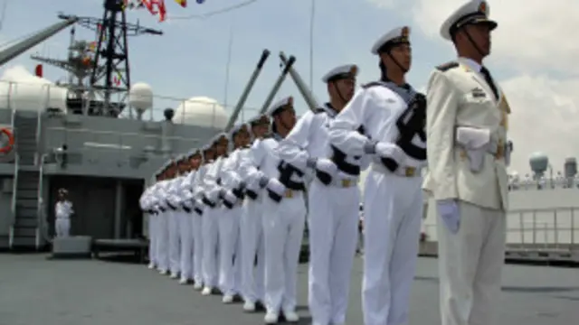 တရုတ်ရေတပ်အဖွဲ့ကို မြန်မာအစိုးရက အခမ်းအနားနဲ့ ကြိုဆိုခဲ့