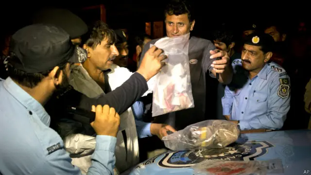 جی نائن مرکز میں دھماکہ خیز مواد گاڑی کے نیچے نصب کیا گیا تھا