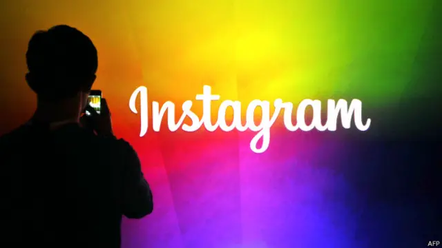 Логотип Instagram