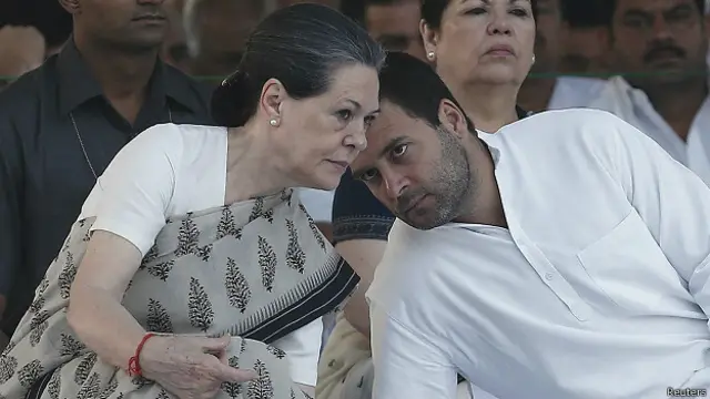 सोनिया गांधी, राहुल गांधी