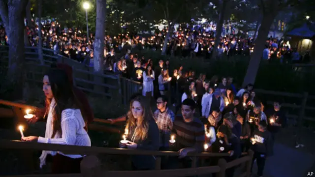 加州民眾悼念槍擊案遇難者（24/05/2014）