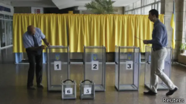 Избирательный участок в Днепропетровске