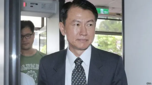 台湾陆军542旅员旅长沈威志在台北台湾高等法院出庭（台湾中央社图片26/5/2014）