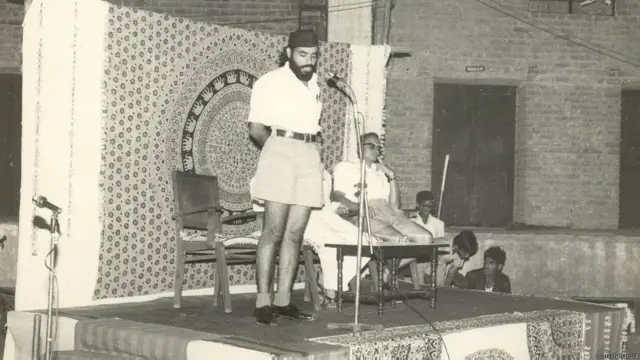 नरेंद्र मोदी