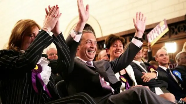 Farage dijo que su "sueño se hizo realidad" y el UKIP es la "tercera fuerza" en la política británica.