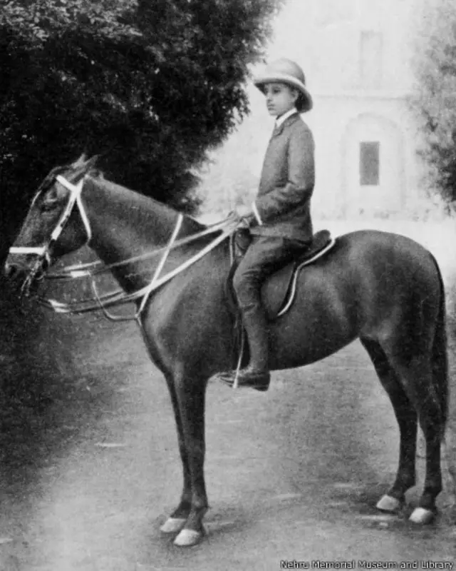 जवाहर लाल नेहरू