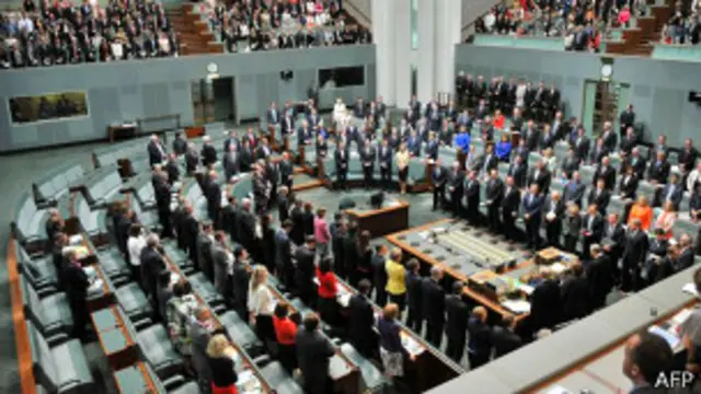 سینیٹر ہیفرنین نے ملکی پارلیمانی سکیورٹی کو مذاق قرار دیا ہے