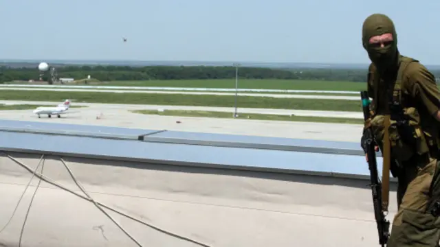 Россияпараст қуроллилар душанба куни эрталаб аэропорт терминалини эгаллаб олган
