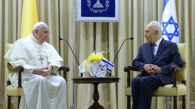 Paus kunjungi Timur Tengah