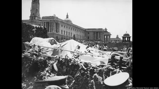 जवाहर लाल नेहरू