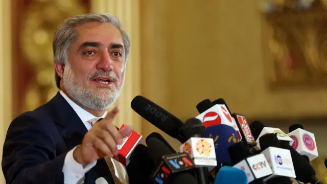 عبدالله عبدالله د قانون له مخې د ټولو قومونو د حقونو ورکولو پر اړتیا ټینګار وکړ