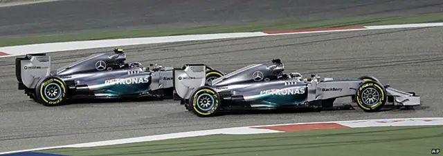 Hamilton y Rosberg en Bahréin