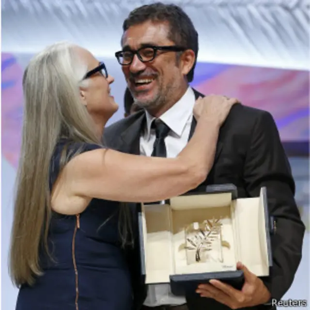 جين كامبيون تسلم نوري جيلان سعفة كان الذهبية