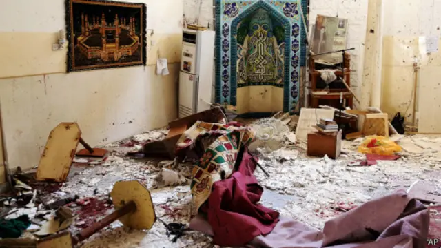 وقع الانفجار في حسينية أبو التمن الواقعة في عقد النصارى في حي الشورجة التجاري وسط بغداد. 