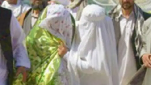 اوس میندې او پلرونه لږ حاضریږي چې اولادونه په جبري توګه واده کړي