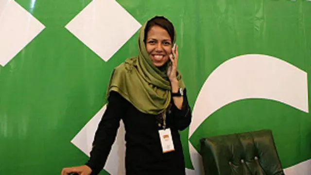 صبا آذرپیک خبرنگار آزاد روزنامه اعتماد، بهمن ۱۳۹۱ هم بار دیگر بازداشت شده بود