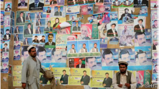 آگست ۲۰۰۹؛ دومین دوره انتخابات ریاست جمهوری و شوراهای ولایتی افغانستان برگزار شد