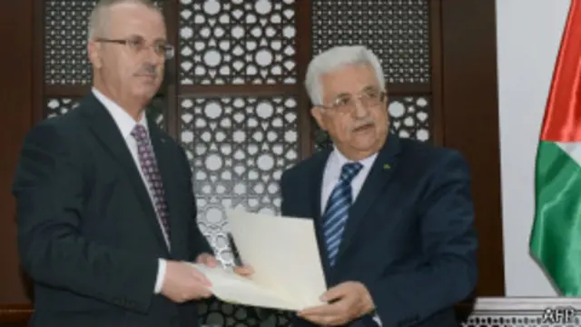 الرئيس عباس ورامي الحمد الله