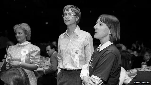 Esther Dyson y Bill Gates en 1984