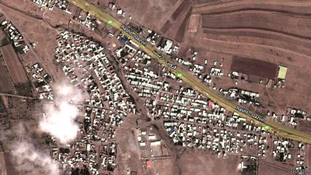 روستای نظام‌آباد در نزدیکی قزوین و کنار جاده قزوین رشت است و زمانی رونق اقتصادی بیشتری داشته