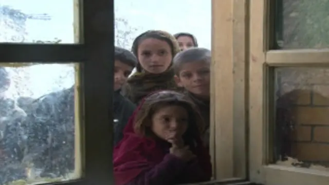 کونړ کې ډېری کورنۍ کډه شوې او د ژوند له بېلا بېلو ستونزو سره مخ دي