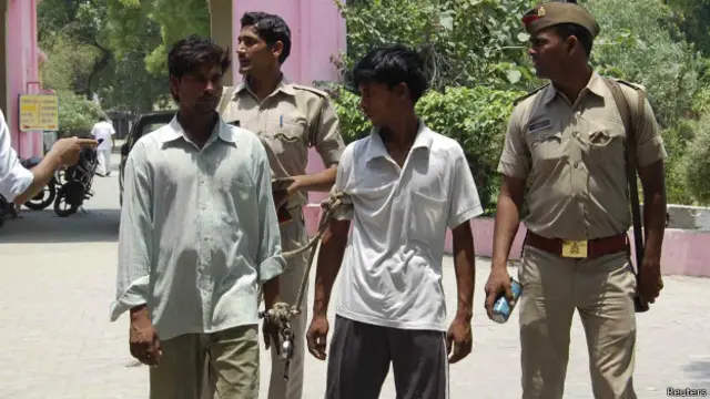 Подозреваемые и полицейские