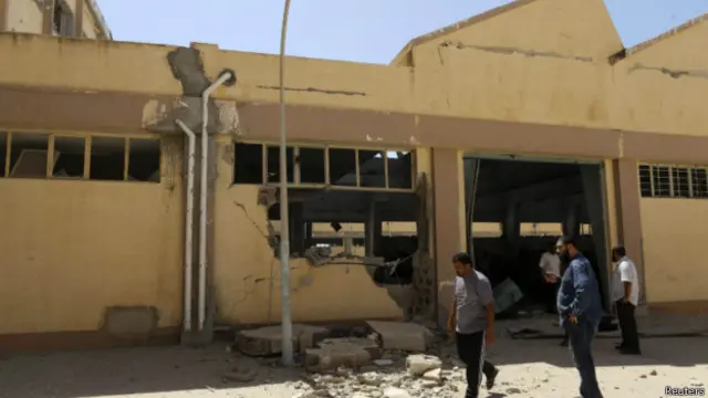 آثار القصف في بنغازي