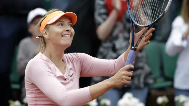 دفاعی چیمپیئن کی شکست کے بعد روس کی سٹار کھلاڑی ماریا شاراپووا اس ٹورنامنٹ کی اہم کھلاڑی تصور کی جا رہی ہیں۔ وہ تیسرے دور کا میچ جیت کر چوتھے دور میں پہنچ گئی ہیں۔