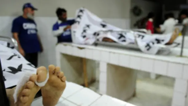 پولیس وايي، ډېری موندل شوی مړي د هغو ډلو د اړوندو کسانو دي، چې حکومت پرې بندیزونه لګولي.