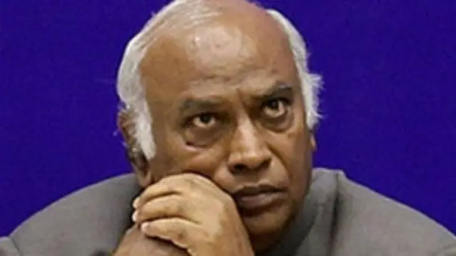 मल्लिकार्जुन खड़गे (फ़ाइल)