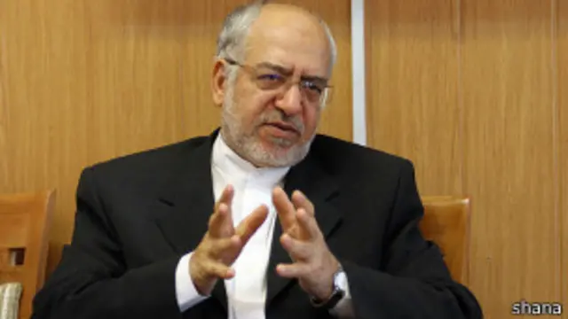 آقای نعمت زاده میگوید حاضر بوده به خاطر اين قرارداد به زندان برود اما كشور منفعت ببرد