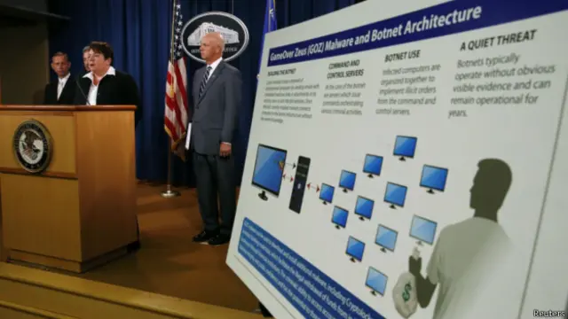 美國司法部副部長科爾(右)與司法部助理部長考德威爾(02/06/2014)