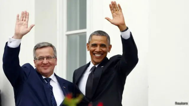Barack Obama and Bronisław Komorowski (Reuters)