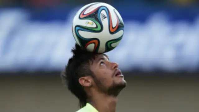 د برازيل ډېرې هيلې په تکړه لوبغاړي نيمار پورې تړلې دي