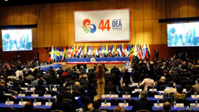 El intercambio ocurrió en la asamblea general de la OEA en Paraguay.