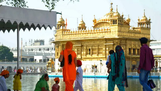 स्वर्ण मंदिर, पंजाब