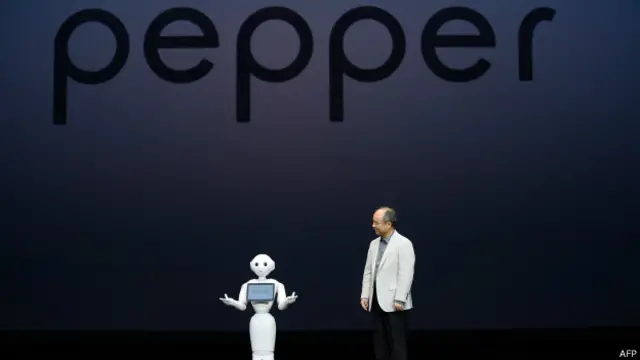 जापान का पेपर रोबोट