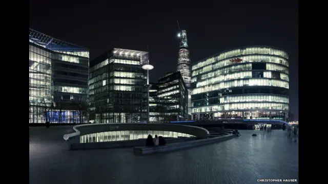 London - New Look - 2012. © Christopher Hauser