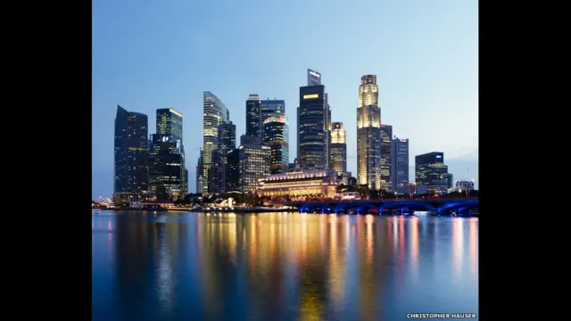 Singapore, City of Light, 2011 (Singapur, Ciudad de luces) © Christopher Hauser