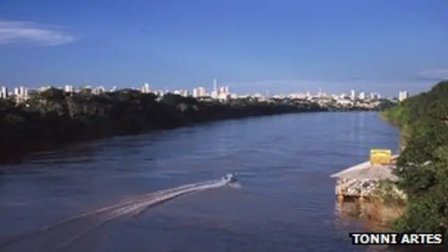 Merupakan gerbang selatan ke Amazon.